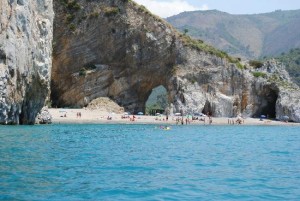 palinuro-spiaggia-arco-naturale